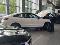 -奔驰上海利星(七宝店)