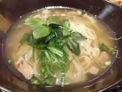 -美奈小馆·越南料理(中航城君尚购物中心店)