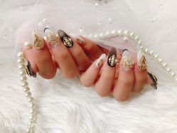 -七彩虹美甲美睫 半永久