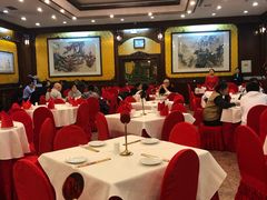 大堂-九花山烤鸭店