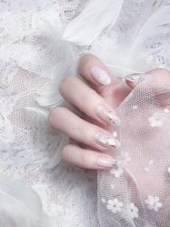 -七彩虹美甲美睫 半永久