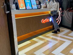 -CoCo都可(淞滨店)