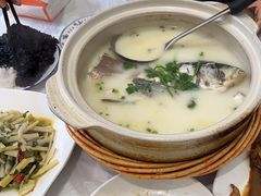 -天乐农家鱼头王(天目湖店)