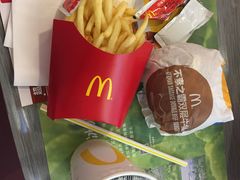 -麦当劳(金稻田路餐)