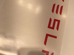 -TESLA 特斯拉(上海太古汇体验店)