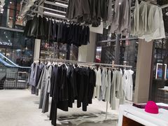 -迪桑特DESCENTE(北京三里屯BLANC店)