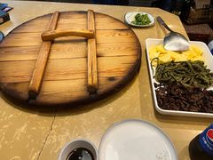 -万里闯关东铁锅炖菜馆(高新旗舰店)