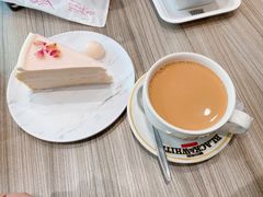 荔枝玫瑰千层蛋糕-香港地甜品