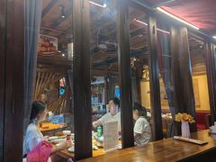 -隔壁老王·家常云南菜(花巷店)