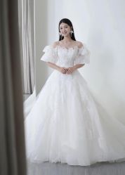 点击看大图 -GODDESS WHITE婚纱礼服(鹏城动力大厦店)