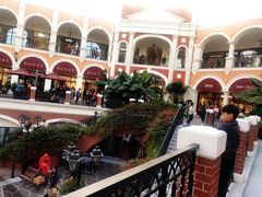 -佛罗伦萨小镇广佛名品奥特莱斯(疏港路店)