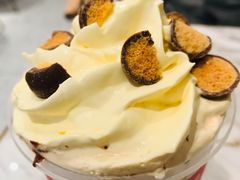 麦丽素雪顶牛乳茶-糖纸甜品(乐颂坊店)