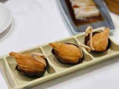 榴莲千丝酥-稻香酒家·34年老字号·港式粤菜(汉街店)