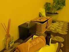 -金色莲花泰式按摩SPA(石牌店)