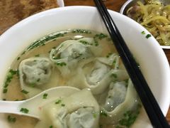 -潘国仙耳光馄饨(黄家阙路店)