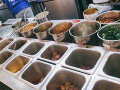 -魔都三兄弟酸辣粉·蘸卤炸串(虹桥万科店)