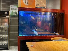 -风光老灶麻辣香锅(大成路翠微百货店)