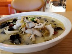 老坛酸菜鱼-鱼你在一起(海淀航天桥店)