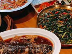 -有红鸡毛店·川菜(建设路店)