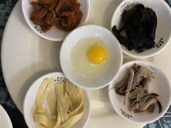 -桥香园云南过桥米线(金马碧鸡店)
