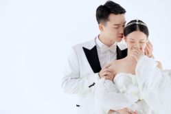 -AOROA·奥洛拉婚纱摄影·旅拍·礼服