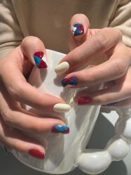 -丽心自助美甲美睫