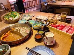 -礼舍·和牛火锅·烤肉·料理餐厅(华茂店)