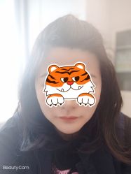 -米娜护肤造型