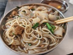 -正宗杨记普洱酸醋米线(总店)