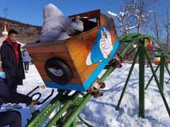 -济南卧虎山滑雪场