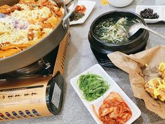 -豚妈妈汤饭·部队锅(南京东路店)