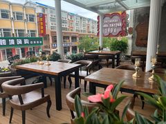 露天位-满洲里饭店-尼基金俄餐厅