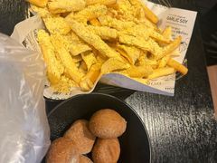 -校村炸鸡(弘大)