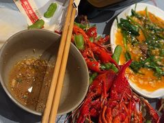 -肥肥虾庄·金牌油焖大虾(杨园滨江时代walk店)