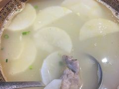 -富正毅三下锅·湘西韵味(天门山索道店)