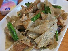 -莲餐厅·湖北菜·潜江小龙虾店(愚园路店)
