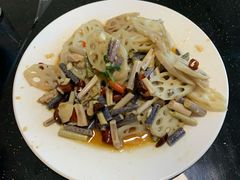 -铁锅炖灶台鱼老三炖鱼馆