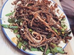 -拈签一笑黄牛肉辣卤串串