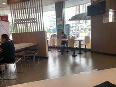 大堂-麦当劳(东坑店)