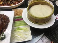-老街坊美食汇(玉兰大街店)