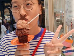 -VENCHI闻绮(北京合生汇店)