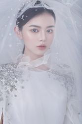 -艾米丽婚纱礼服