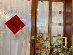 -共舞时光猫咖·狗咖(新街口店)