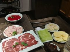-红九格老火锅(三峡广场店)