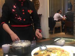 -万重锦·人文川菜馆(骡马市店)