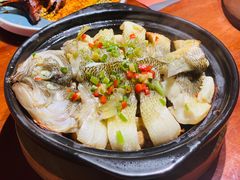 砂锅焗鲈鱼-点都德·毕德寮