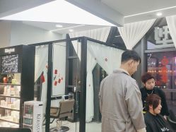 -U·NI SALON 造型
