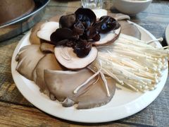 -郑享吃烧烤烩面(红专路店)