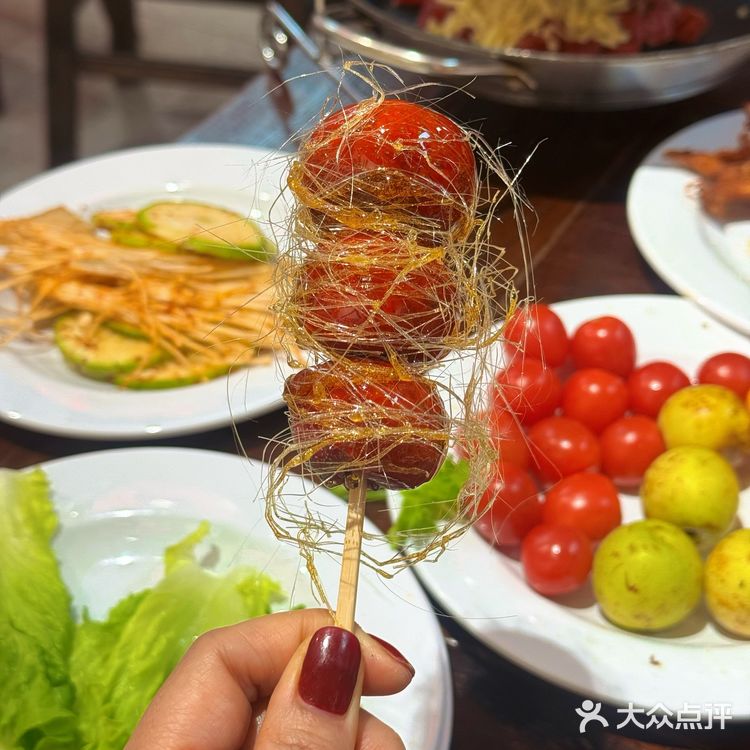 现在合肥牛肉自助开始卷甜品了？