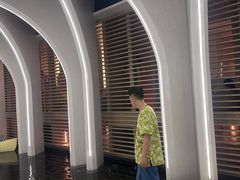 -涨巢·潮玩水疗局